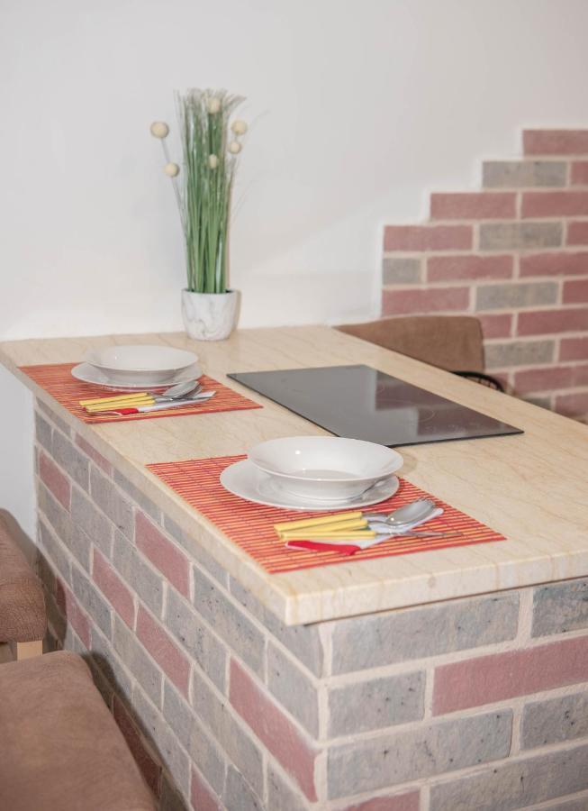 Apartment Forteca Lux Пераст Екстериор снимка