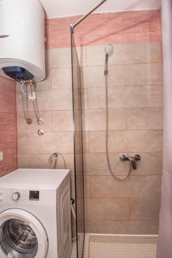 Apartment Forteca Lux Пераст Екстериор снимка